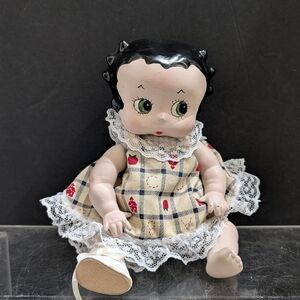 Unbranded porcelain baby Betty boop doll